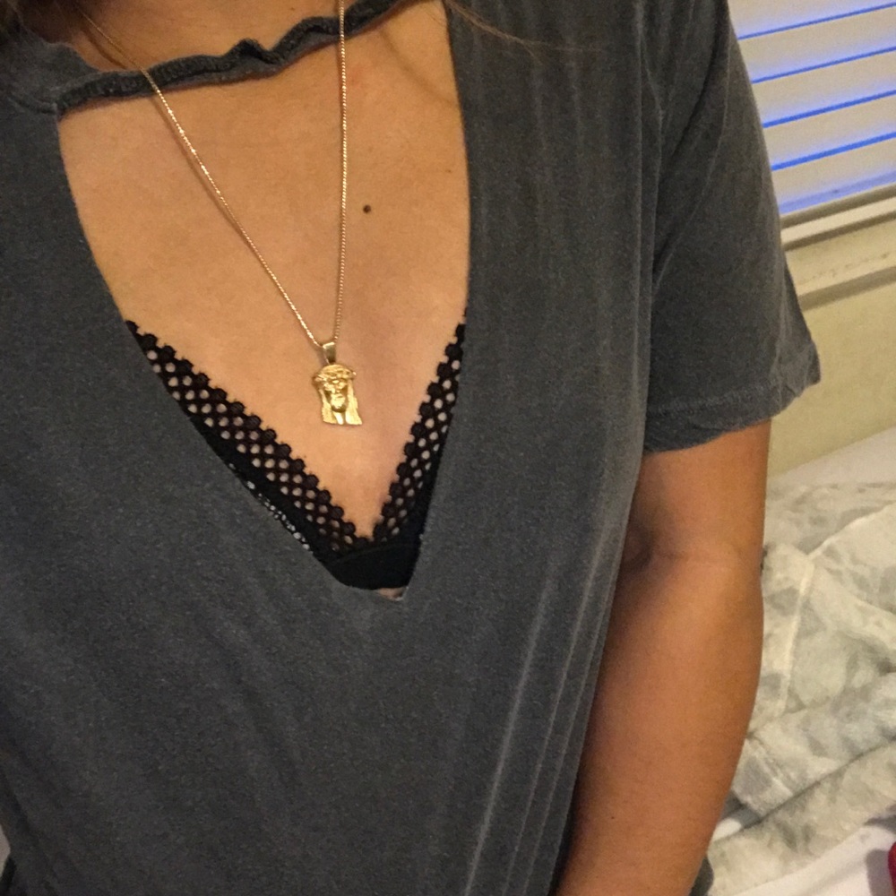 Grey tshirt